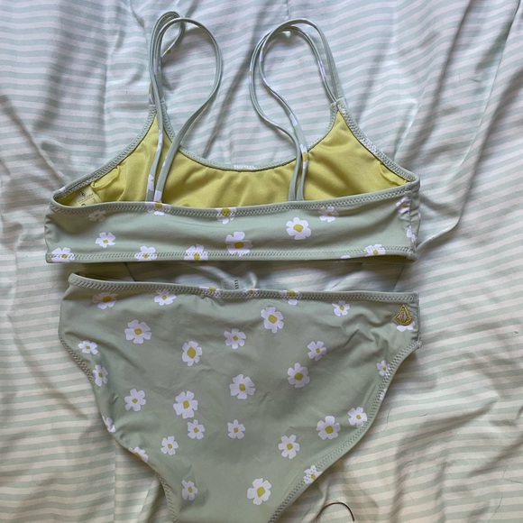 Volcom Girls Bikini - Picture 2 of 2